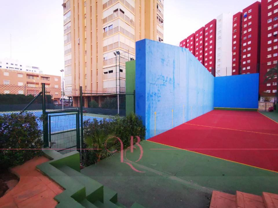 Precioso Apartamento Residencial Con Vistas Al Mar Пуебла де Фарналс Екстериор снимка