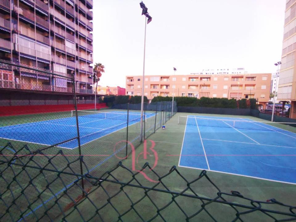 Precioso Apartamento Residencial Con Vistas Al Mar Пуебла де Фарналс Екстериор снимка